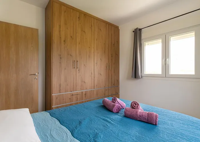 Countryside Ground Floor Vakantiehuis Gomfoi