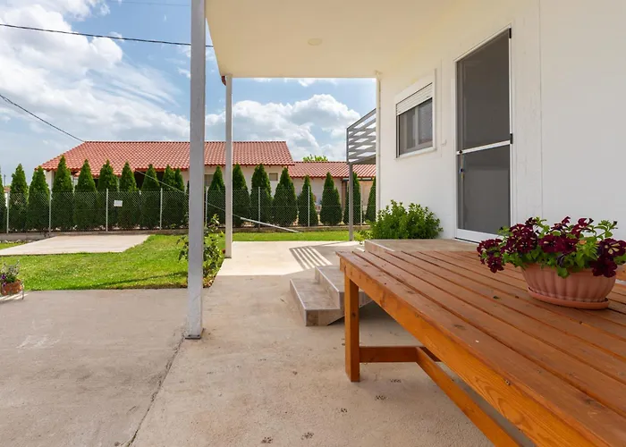 Countryside Ground Floor *